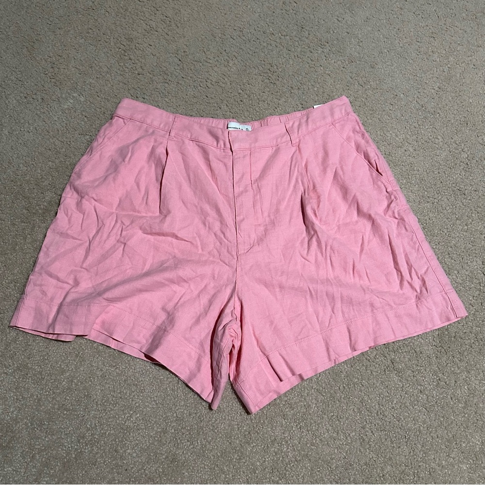 Abercrombie & Fitch Tailored Linen Shorts